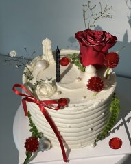 Roses cake 3