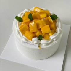 망고듬뿍우유생크림 케이크 3