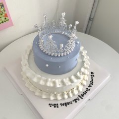 프릴 티아라 2단 케이크 2