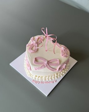Ribbon Heart Cake