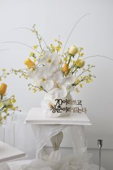 호접란 달항아리 4